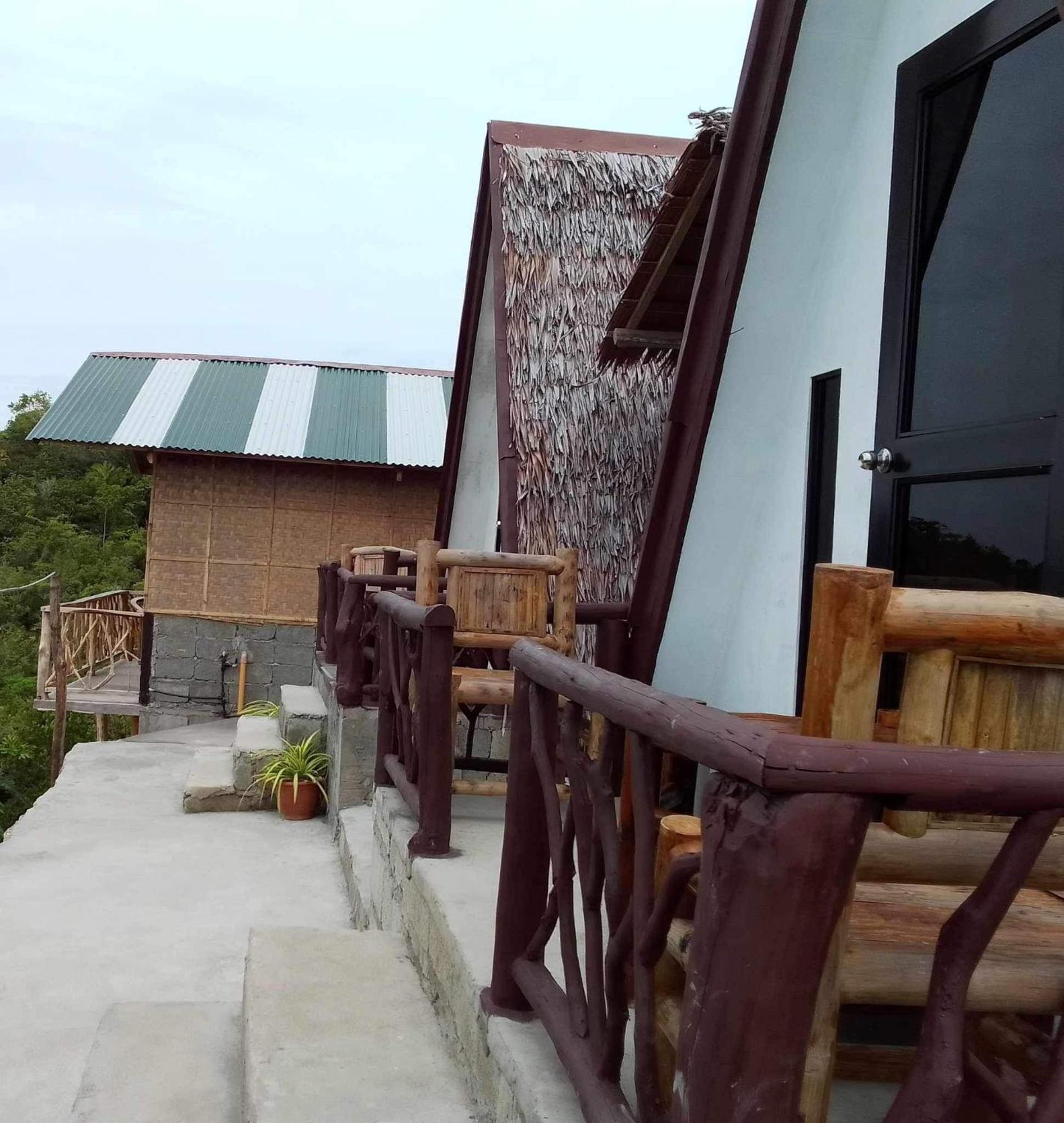 Thornton'S Sea View Cafe & Guesthouse Siquijor Eksteriør billede