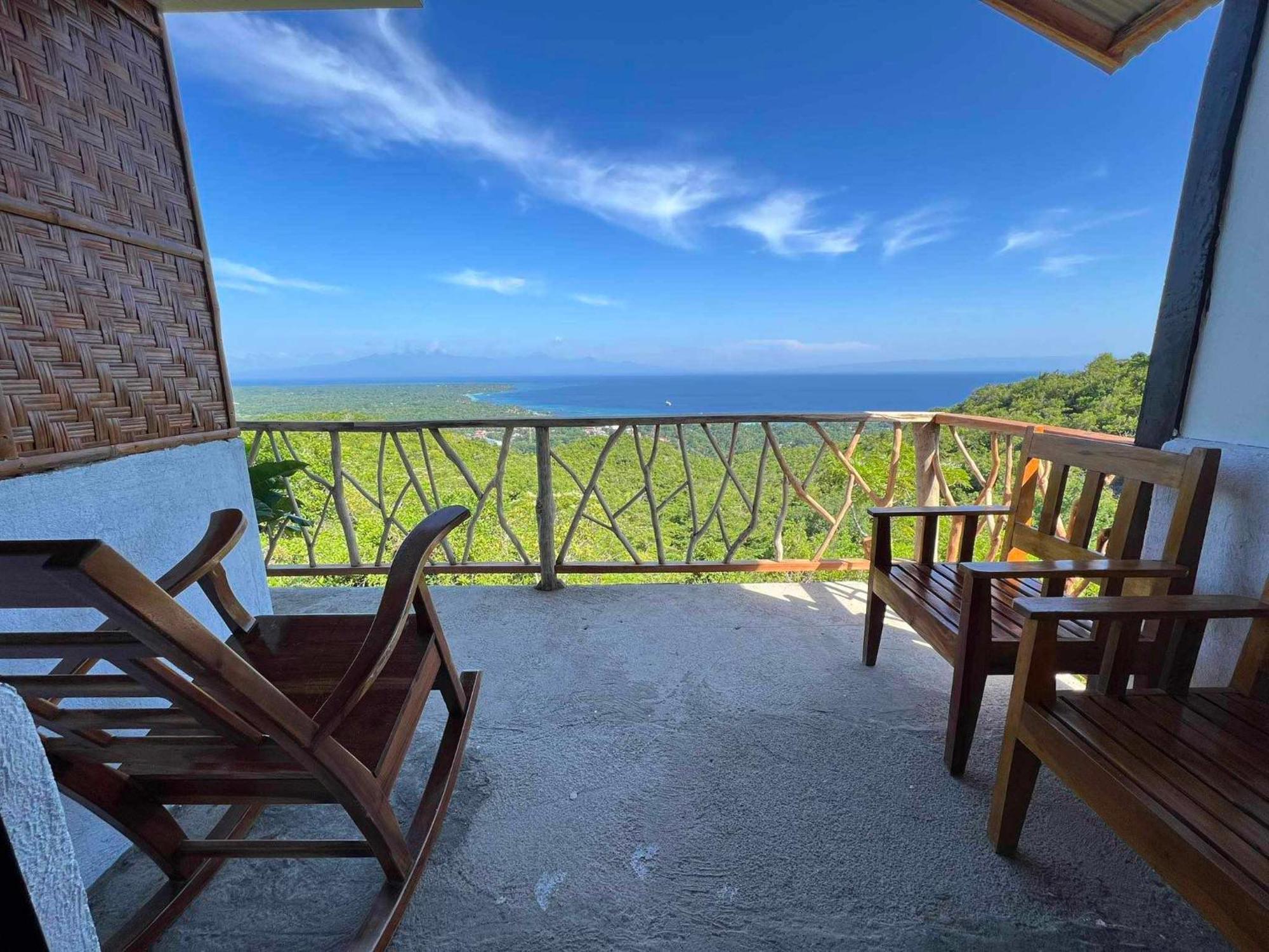 Thornton'S Sea View Cafe & Guesthouse Siquijor Eksteriør billede
