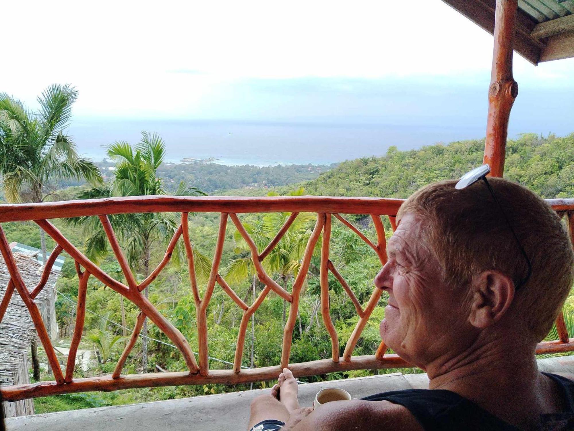 Thornton'S Sea View Cafe & Guesthouse Siquijor Værelse billede