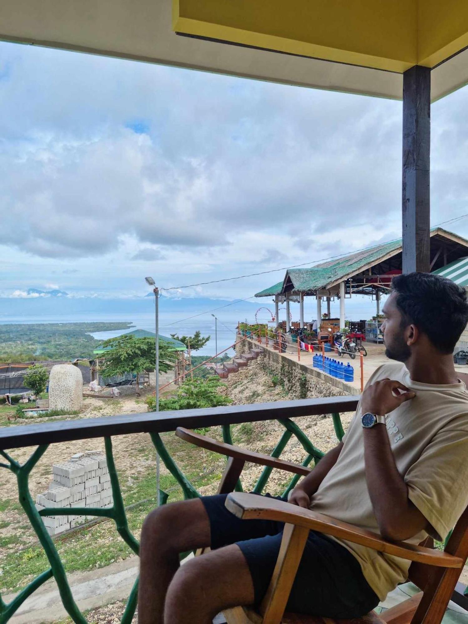 Thornton'S Sea View Cafe & Guesthouse Siquijor Eksteriør billede