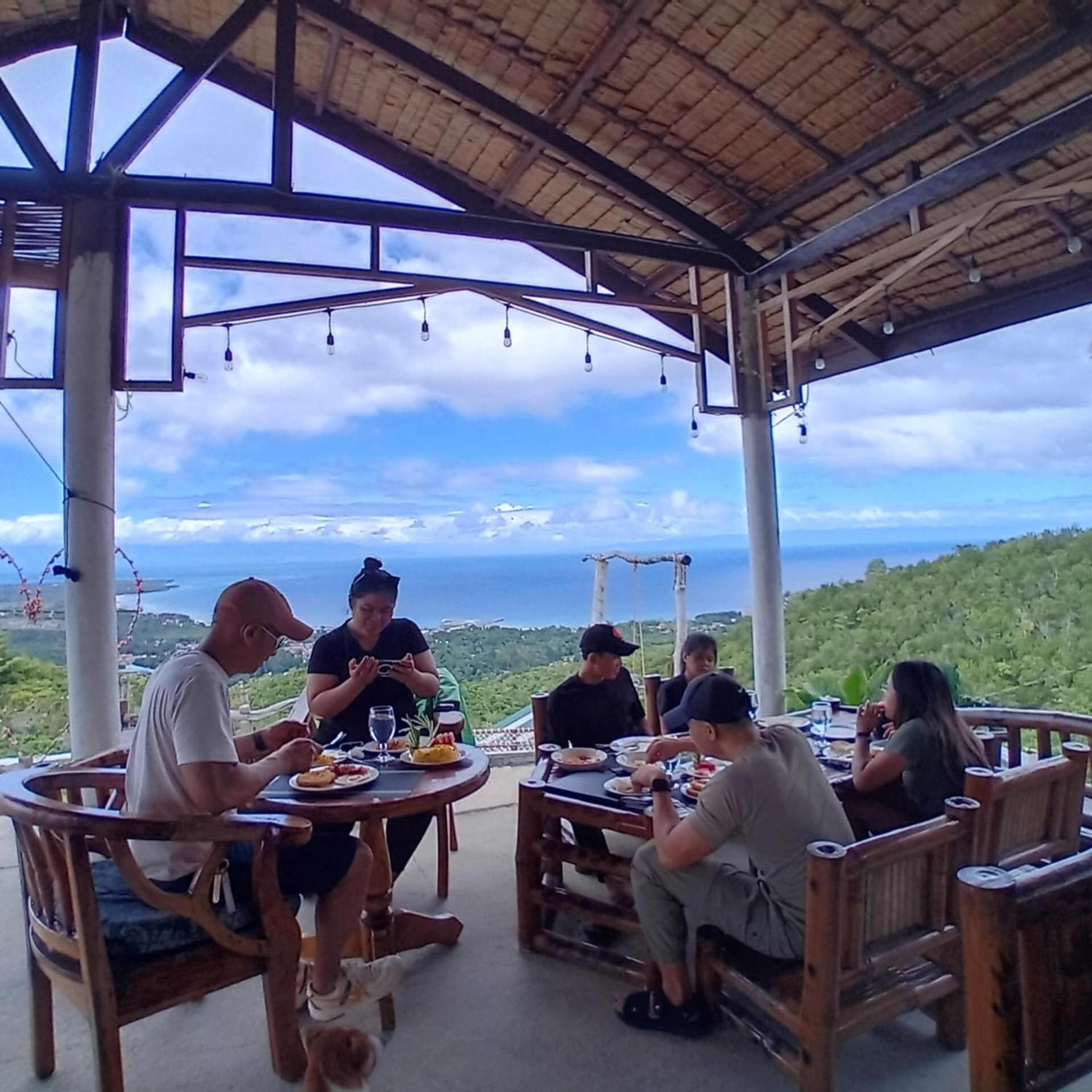 Thornton'S Sea View Cafe & Guesthouse Siquijor Eksteriør billede